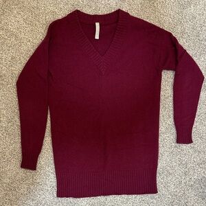 Athleta Cashmere/Wool V-Neck Burgundy Sweater